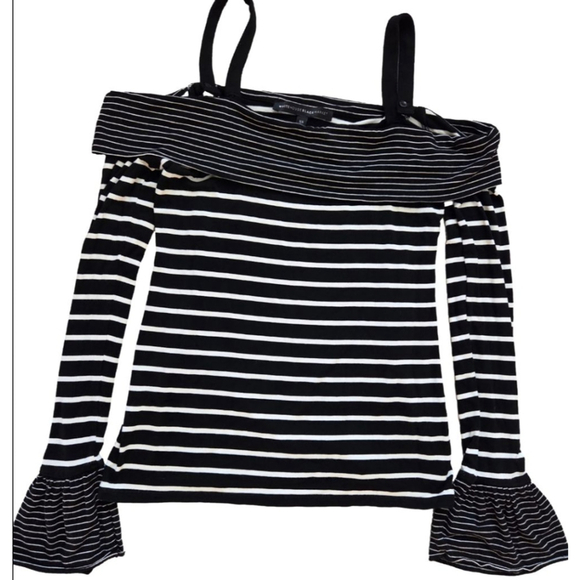 WHITE HOUSE BLACK MARKET Tops - Women's WHITE HOUSE BLACK MARKET Long Sleeve Tee XS Black & White
